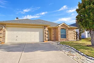 9304 Marilyn Ct, White Settlement, TX 76108 - Photo 10