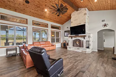 4830 Bridle View Court, Athens, TX 75752 - Photo 6