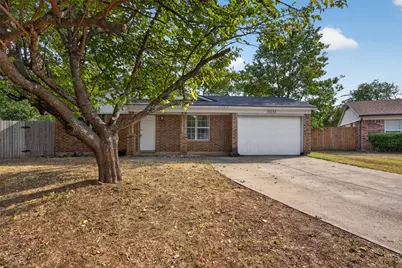5211 Hideaway Court, Arlington, TX 76017 - Photo 2