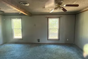 701 N Newark St, Decatur, TX 76234 - Photo 8