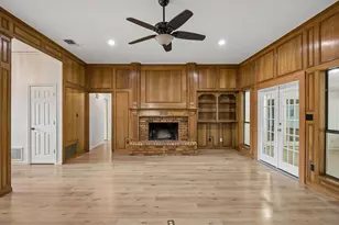 10123 Candlebrook Dr, Dallas, TX 75243 - Photo 4
