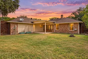 10123 Candlebrook Dr, Dallas, TX 75243 - Photo 28