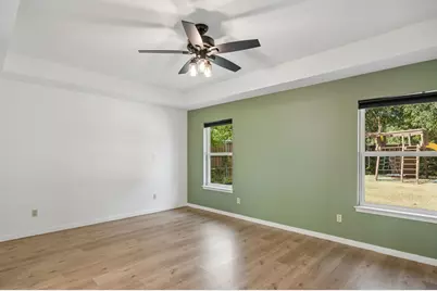 10123 Candlebrook Drive, Dallas, TX 75243 - Photo 16
