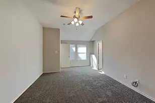 10129 Blue Bell Dr, Fort Worth, TX 76108 - Photo 2