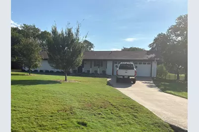 313 Navajo Trail, Gainesville, TX 76240 - Photo 1