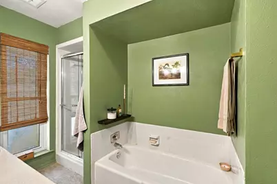 9307 Crestedge Drive, Dallas, TX 75238 - Photo 28