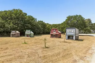 1111 Riley Rd, Whitesboro, TX 76273 - Photo 22