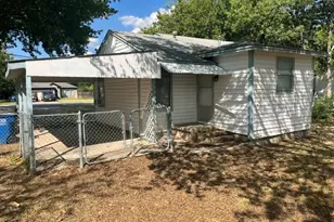 508 W 5th St, Lancaster, TX 75146 - Photo 4