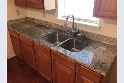 508 W 5th Street, Lancaster, TX 75146 - Photo 10