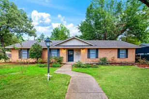 665 32nd St SE, Paris, TX 75460 - Photo 1