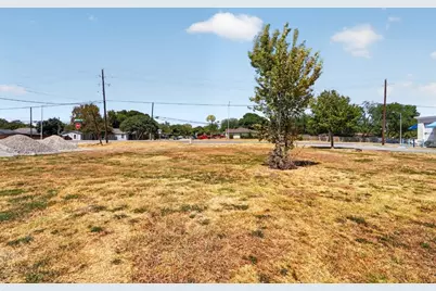 2648 W Scyene Road, Mesquite, TX 75149 - Photo 8