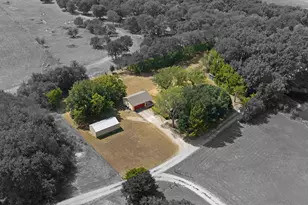 707 Ovilla Rd, Waxahachie, TX 75167 - Photo 2