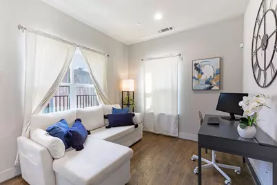 4914 Live Oak Street #10, Dallas, TX 75206 - Photo 6