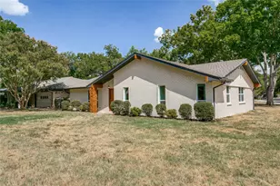 1909 Plymouth Ct, Arlington, TX 76013 - Photo 4