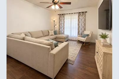 304 S Norma Drive, Lacy Lakeview, TX 76705 - Photo 8