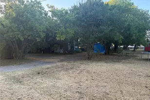 113 E Indiana Ave, Midlothian, TX 76065 - Photo 1