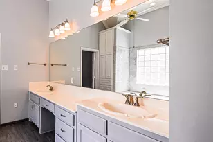 2389 Briarhill Blvd, Highland Village, TX 75077 - Photo 10