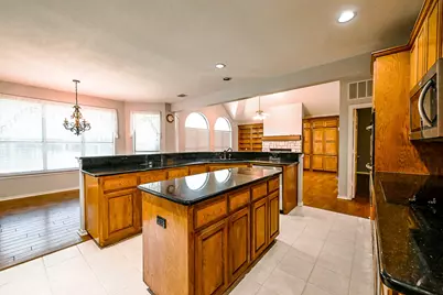 2389 Briarhill Boulevard, Highland Village, TX 75077 - Photo 4