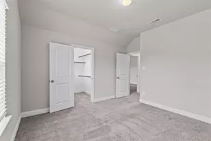 593 Hutchinson Ln, Lewisville, TX 75077 - Photo 24
