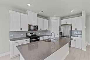 593 Hutchinson Ln, Lewisville, TX 75077 - Photo 10