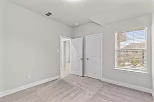 593 Hutchinson Ln, Lewisville, TX 75077 - Photo 28