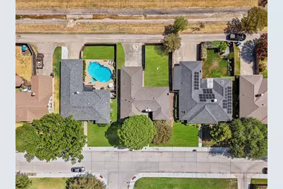 3814 Woodside Road, Carrollton, TX 75007 - Photo 2