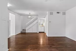 5200 Martel Ave, Dallas, TX 75206 - Photo 10