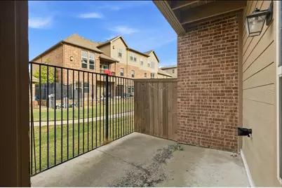 555 Waterloo Drive, Lewisville, TX 75067 - Photo 10