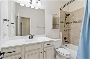 555 Waterloo Dr, Lewisville, TX 75067 - Photo 14