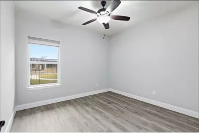 555 Waterloo Drive, Lewisville, TX 75067 - Photo 12