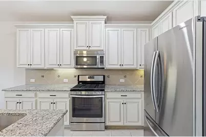 555 Waterloo Drive, Lewisville, TX 75067 - Photo 26