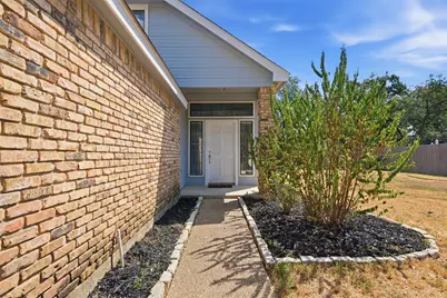 1308 Carver Lane, Irving, TX 75061 - Photo 4