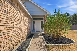 1308 Carver Ln, Irving, TX 75061 - Photo 4