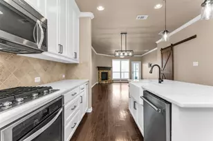 612 Sundrop Dr, Little Elm, TX 75068 - Photo 10