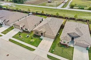 320 Sculptors Xing, Springtown, TX 76082 - Photo 40