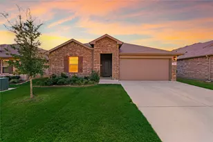 320 Sculptors Xing, Springtown, TX 76082 - Photo 1