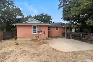 2012 Watauga Ct W, Fort Worth, TX 76111 - Photo 22
