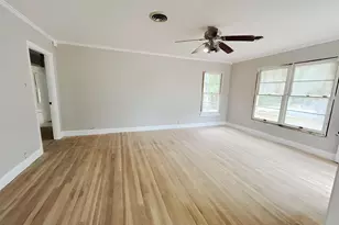 2012 Watauga Ct W, Fort Worth, TX 76111 - Photo 4