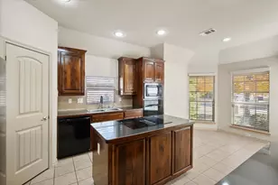 1613 Country Hills Dr, Midlothian, TX 76065 - Photo 20
