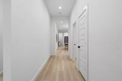 817 Brooks Avenue, Dallas, TX 75208 - Photo 2