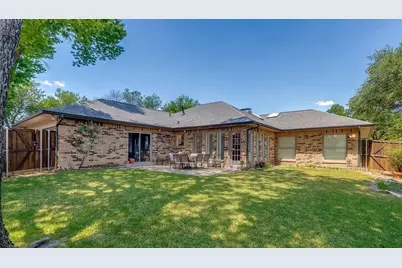1005 Nottingham Drive, Carrollton, TX 75007 - Photo 4