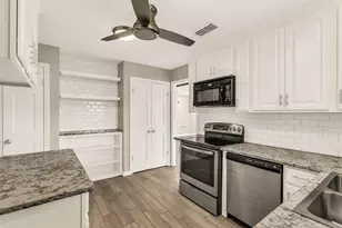 1005 Nottingham Dr, Carrollton, TX 75007 - Photo 12