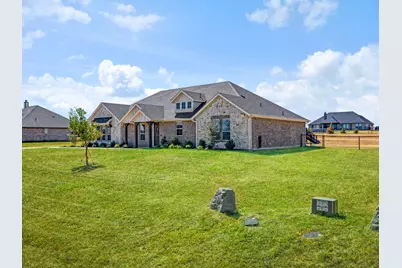 142 Lonicera Lane, Paradise, TX 76073 - Photo 4