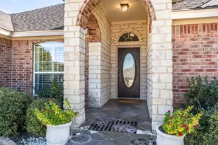 11701 Cambria Ct, Fort Worth, TX 76008 - Photo 2