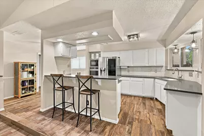 2840 Southridge Drive, Grapevine, TX 76051 - Photo 10