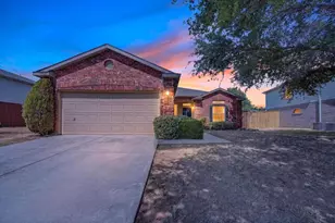 1305 Eagle Wing Ln, Denton, TX 76210 - Photo 2