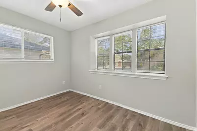 2865 Meadowbrook Drive, Plano, TX 75075 - Photo 10