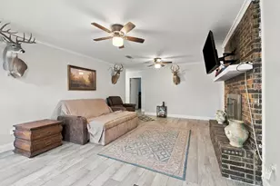 928 Maple St, Howe, TX 75459 - Photo 24
