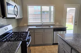 9324 Horsemanship Dr, Fort Worth, TX 76123 - Photo 6