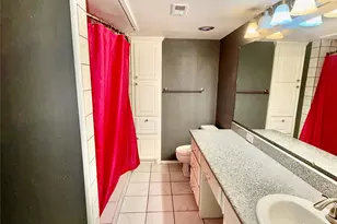 7855 Meadow Park Dr, Dallas, TX 75230 - Photo 14